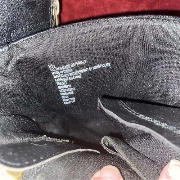 Boots - Picture 6 of 6